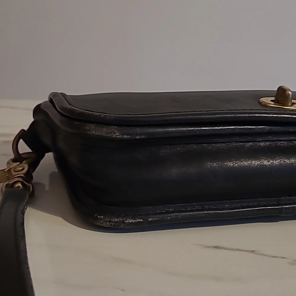 Vintage Coach Penny Pocket Bag Purse #9755 Black Leather Brass Hardware Y2K